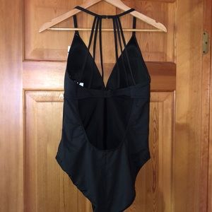 One piece swim suit